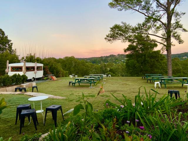 Pullenvale Hall, wedding venue in Pullenvale, QLD